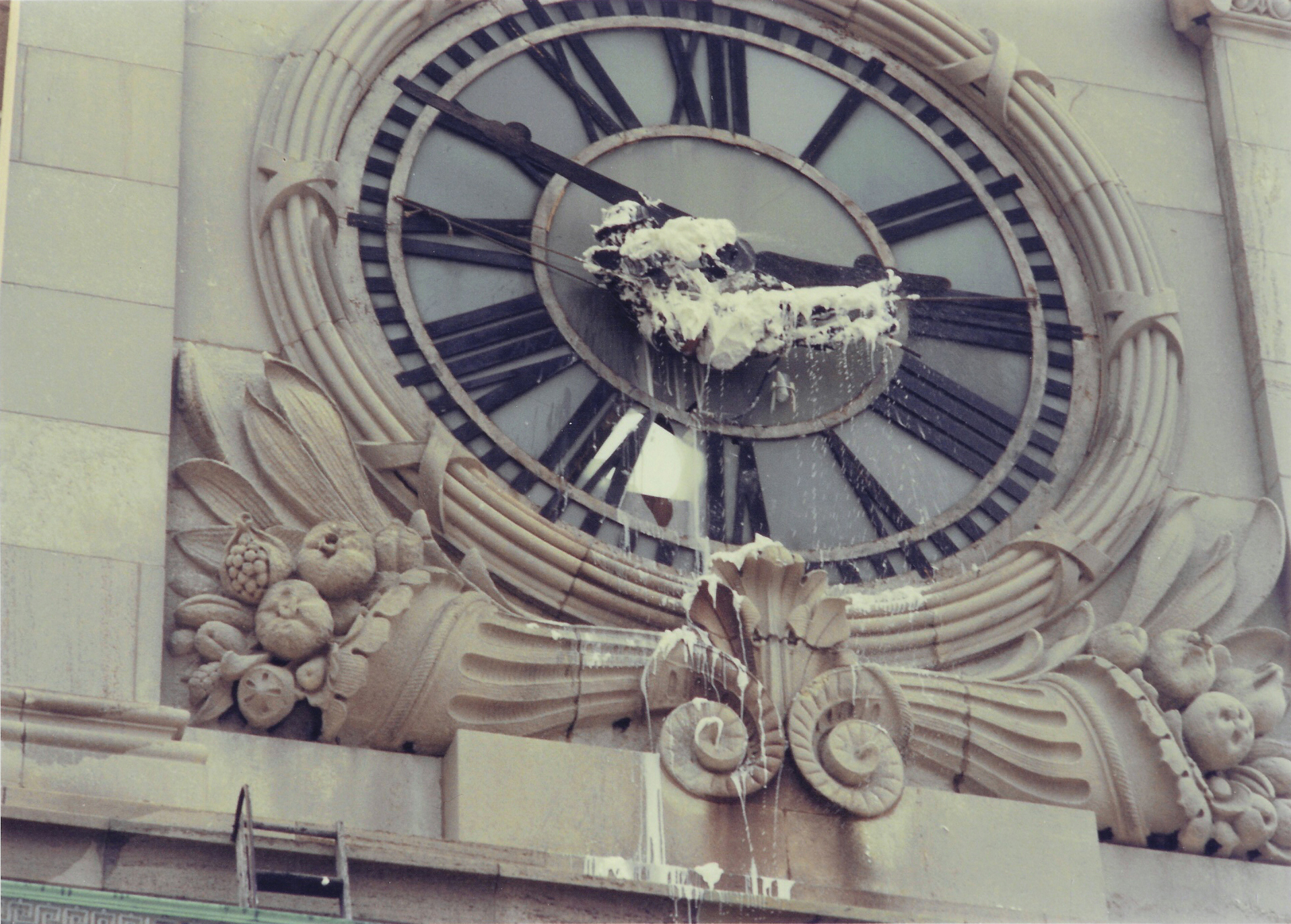 Gordon Matta-Clark Clockshower, 1973. Courtesy The Estate of Gordon Matta-Clark et David Zwirner, New York / Londres / Hong Kong. © 2018 The Estate of Gordon Matta-Clark / ADAGP, Paris