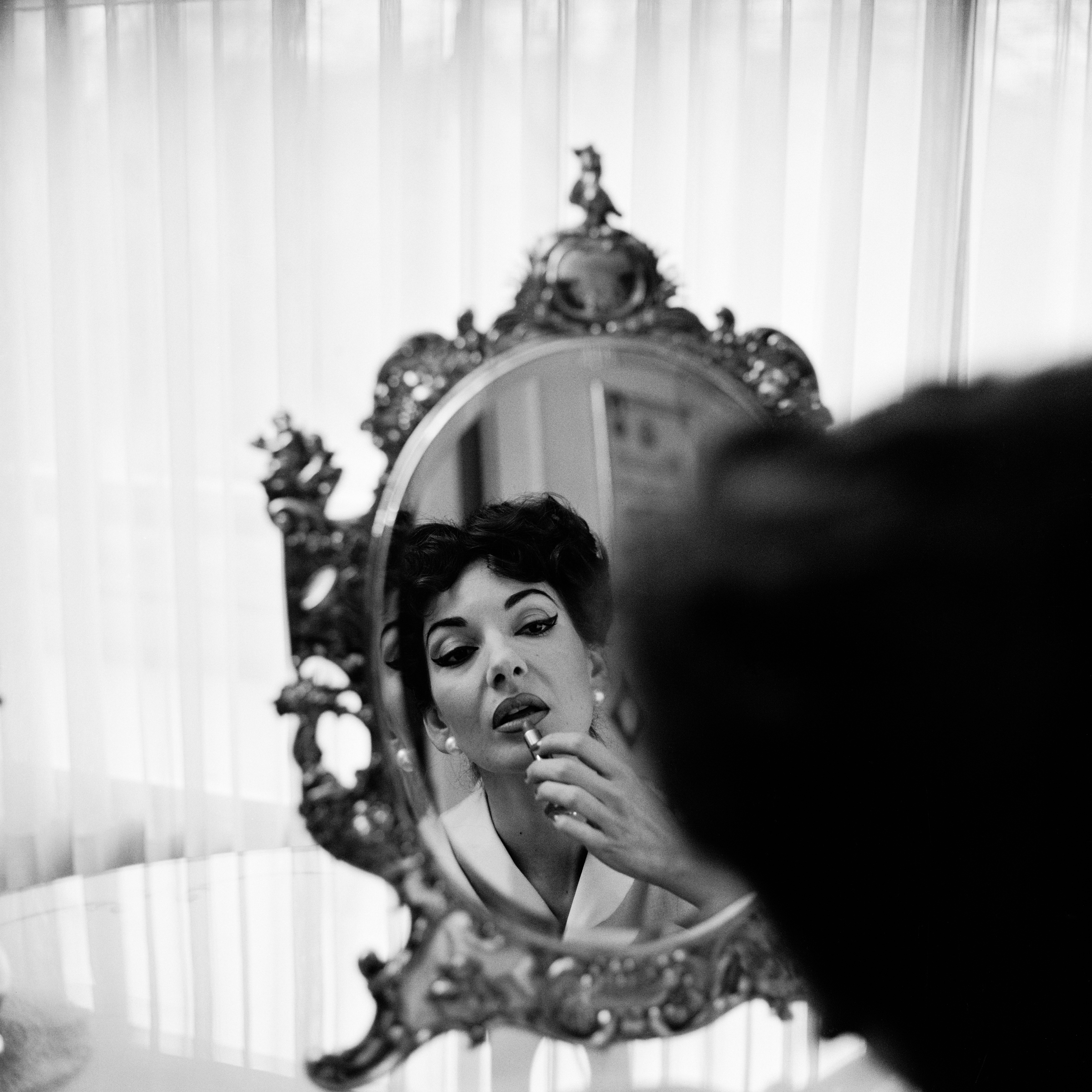 Maria Callas Paris, 1958  © Milton H. Greene, courtesy Galerie de l’Instant, Paris
