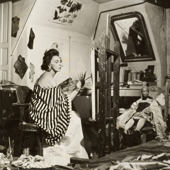 Leonor Fini dans son atelier rue Payenne c1952, LEONOR FINI, GALERIE MINSKY