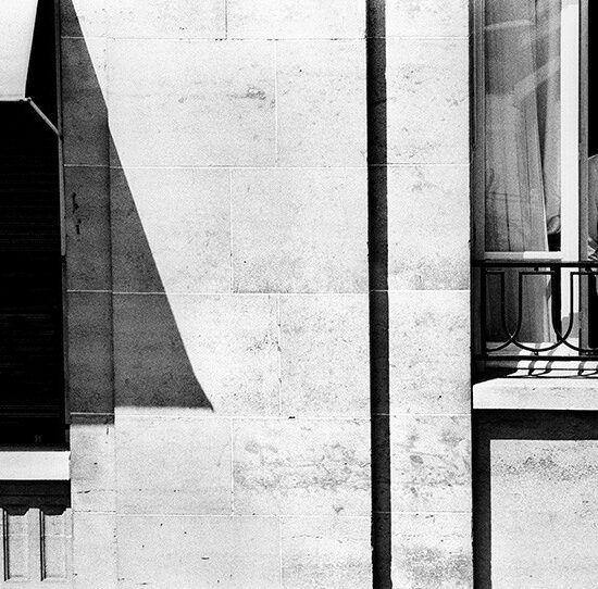 Charlie Watts, Paris, 1990 ©Claude Gassian