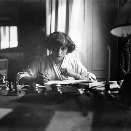 Colette (1873-1954), écrivaine française - Mars 1910 © Maurice-Louis Branger / Roger-Viollet