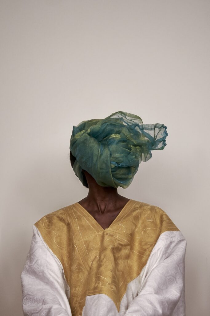 Souleymane Bachir DIAW Worn grand bubu and gold embroidery, Grey Area, de la série SuturA 2021, Photographie, Impression jet d’encre sur papier baryté, 40 x 60 cm, © Souleymane Bachir DIAW Courtesy of the artist